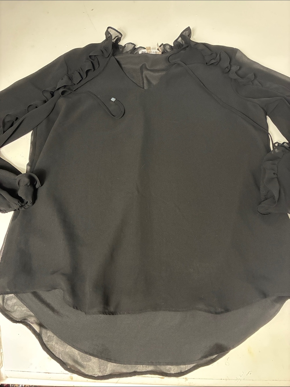Calvin Klein Medium Black Long Sleeve Flowy Fully Lined Formal Blouse